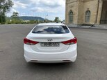 Hyundai Elantra-10