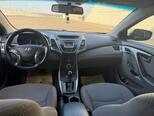 Hyundai Elantra-3