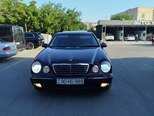 Mercedes E 200-1