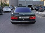 Mercedes E 200-7