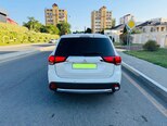 Mitsubishi Outlander-14