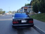 Mercedes E 320 4MATIC-2