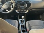 Kia Rio-5