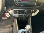 Kia Rio-7