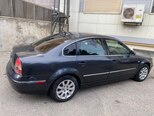 Volkswagen Passat-8