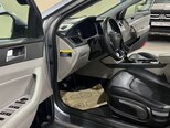 Hyundai Sonata-20