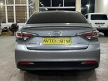 Hyundai Sonata-4