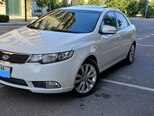 Kia Cerato-5