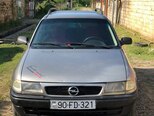 Opel Astra-1