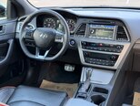 Hyundai Sonata-14