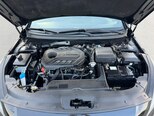 Hyundai Sonata-27
