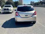 Nissan Tiida-10