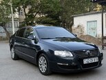 Volkswagen Passat-1