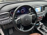Kia Sorento-13