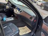 Hyundai Genesis-12