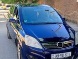 Opel Zafira-5