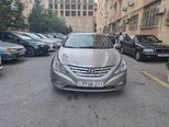 Hyundai Sonata-1