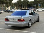 Mercedes E 280-9