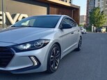 Hyundai Elantra-10