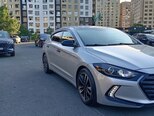 Hyundai Elantra-11