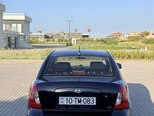 Hyundai Accent-2
