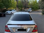 Mercedes E 280-2
