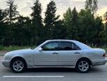 Mercedes E 230-5