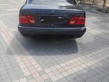 Mercedes E 230-3