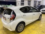 Toyota Aqua-7