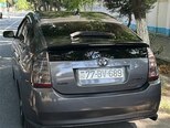 Toyota Prius-3