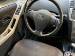 Toyota Yaris-8