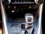 Toyota RAV4-17