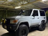 Toyota Land Cruiser-2