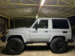Toyota Land Cruiser-4