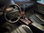 Mercedes E 200-3