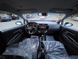 Kia Rio-13