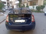Toyota Prius-3