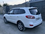 Hyundai Santa Fe-5