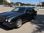Mercedes E 270-10