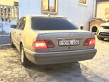 Mercedes E 200-3