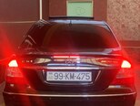 Mercedes E 240-13