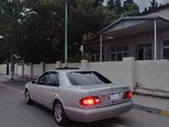 Mercedes E 230-7
