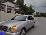 Mercedes E 230-5