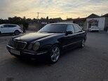 Mercedes E 220-5