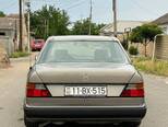 Mercedes 230 E-4