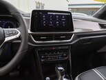 Volkswagen T-Roc-23