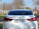 Hyundai Elantra-2