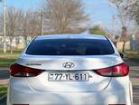 Hyundai Elantra-7