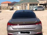 Hyundai Elantra-2