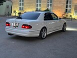 Mercedes E 320-2
